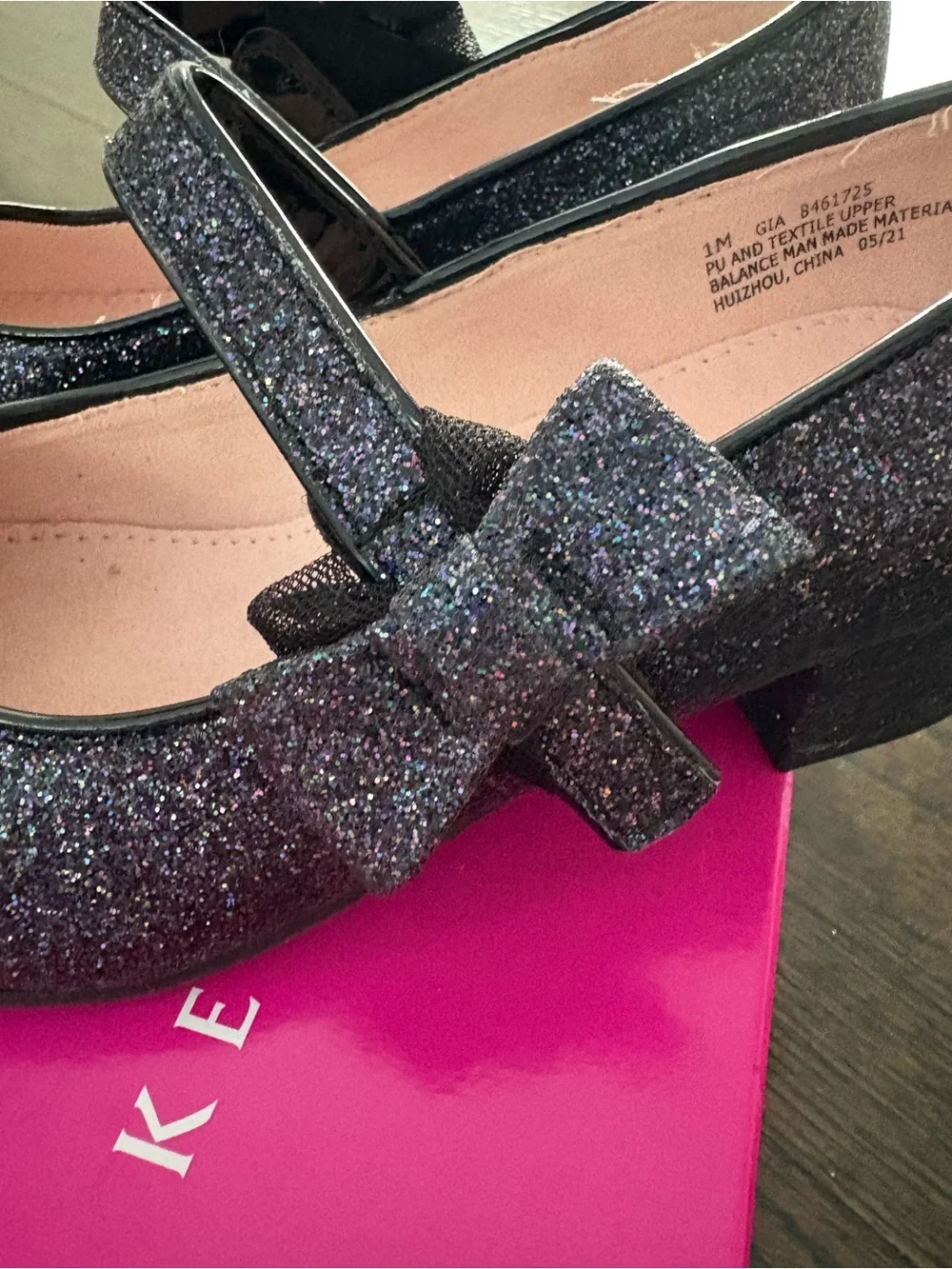 Kelly & Katie Girls' Black Glitter Mary Jane Heels with Bow Fiona - Size 2